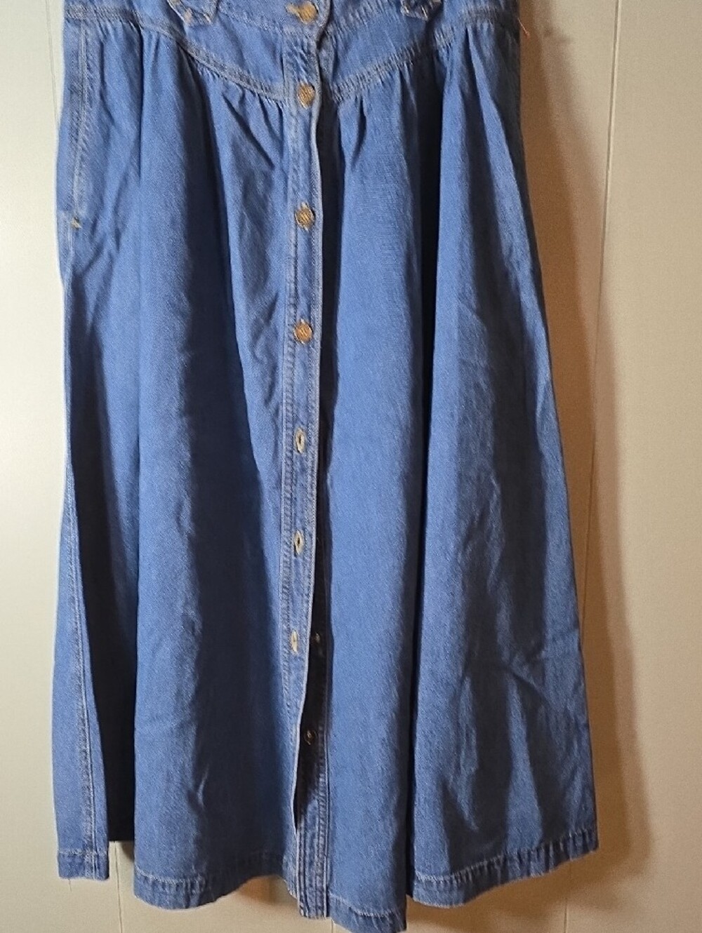 Chaus Classic Button-Front A-Line Denim Skirt in Blue - Picture 5 of 8